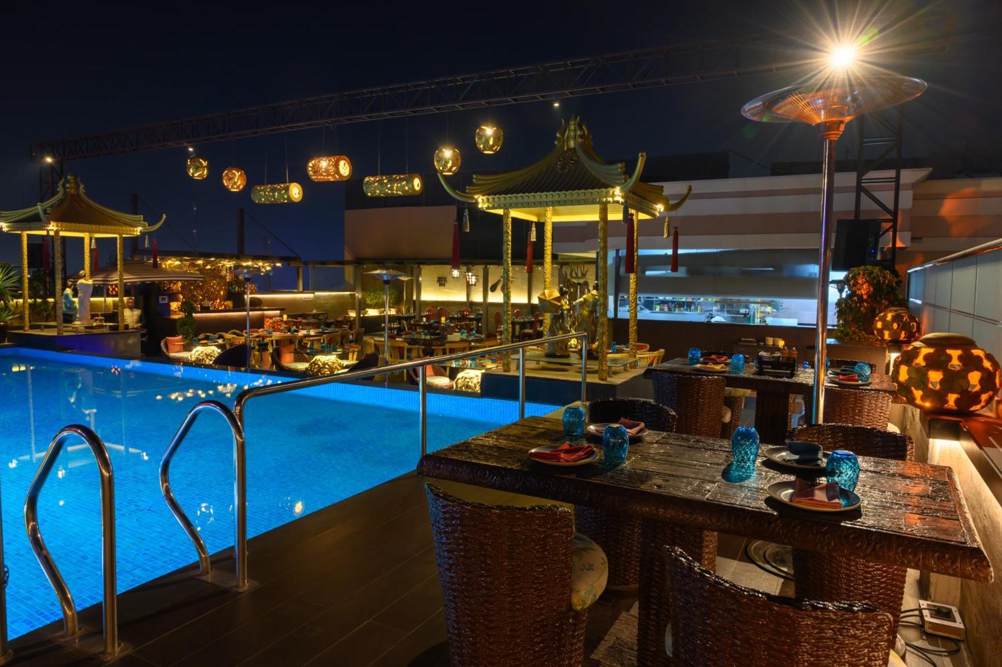 Hotel Maharaja Regency Ludhiana Esterno foto
